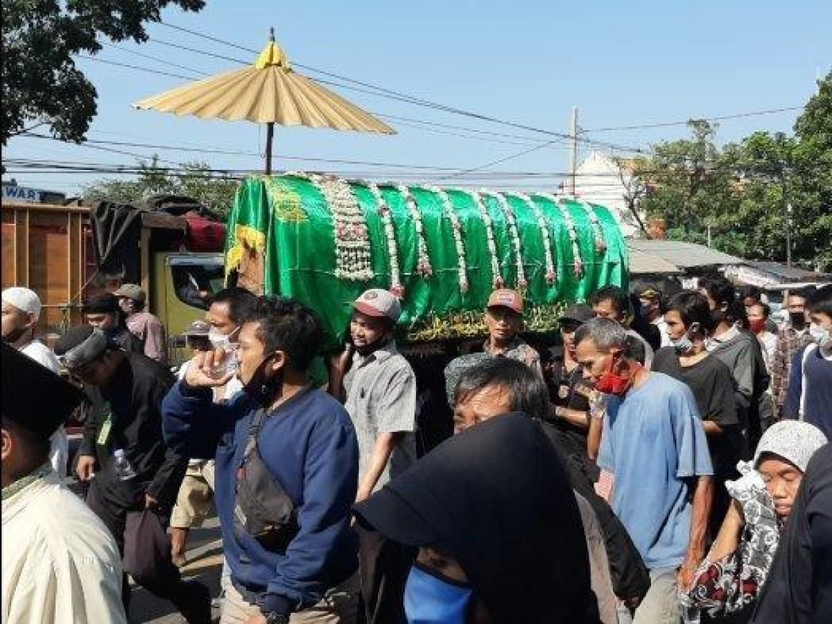 Doa Melihat atau Melewati Iring-iringan Jenazah