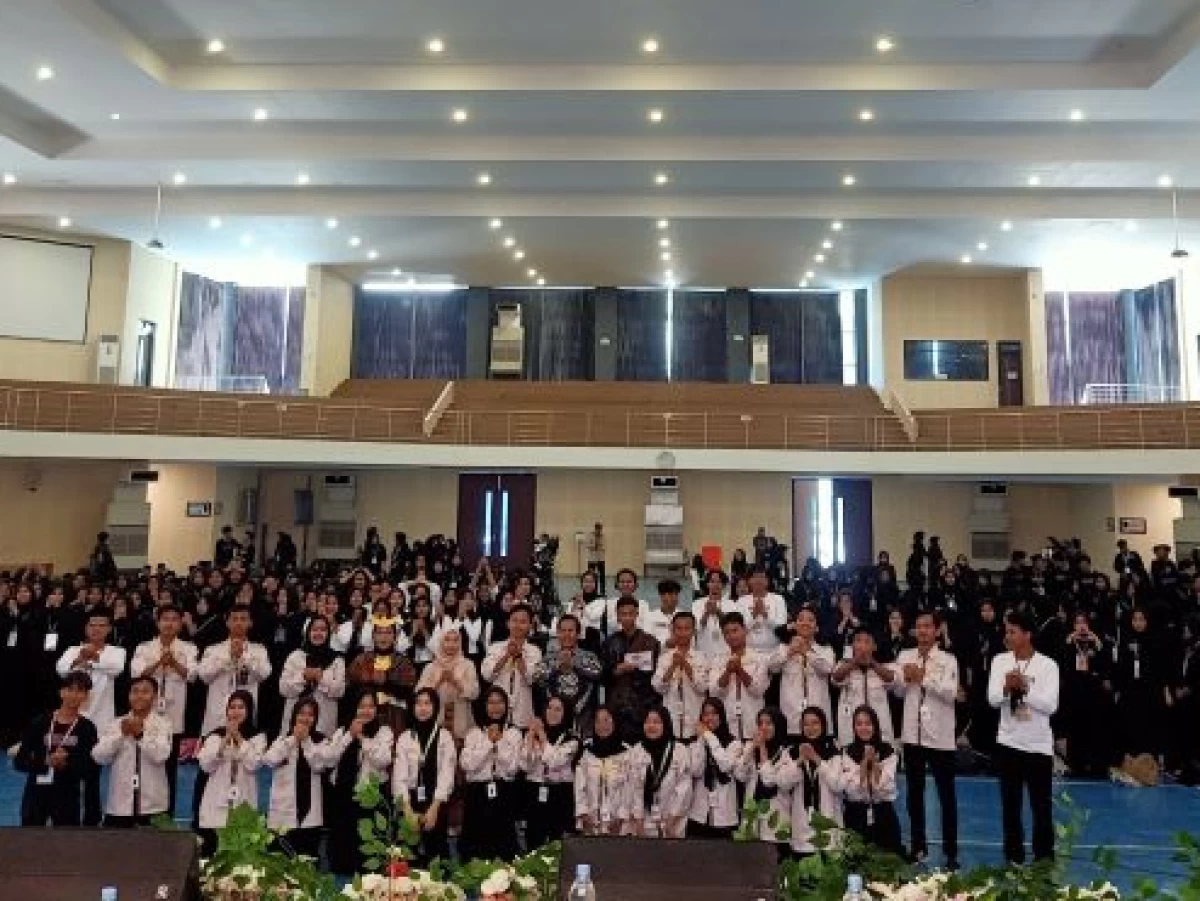 Moderat, Profesional, Visioner Bekal Mahasiswa FTIK UIN Salatiga Respons Kemajuan Teknologi