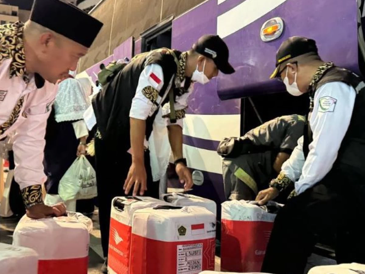 Kembali Berulah, Delay 12 Jam Garuda Buat Ratusan Jemaah Haji Kecewa