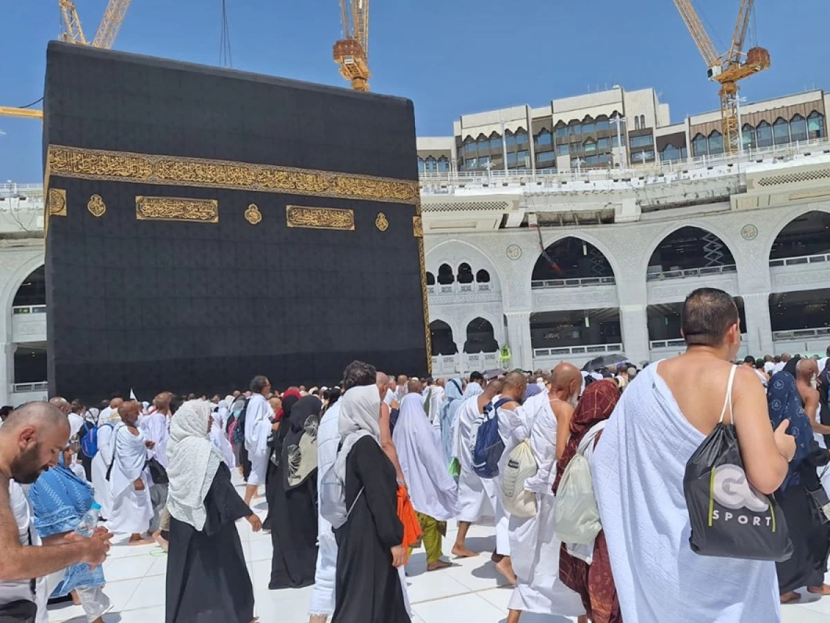 Hukum Wanita Haid Melakukan Tawaf Ifadah