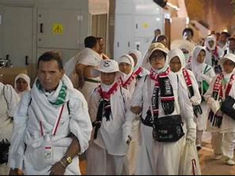 Biaya Perjalanan Haji Dinilai Masih Terlalu Tinggi, Begini Hitungannya