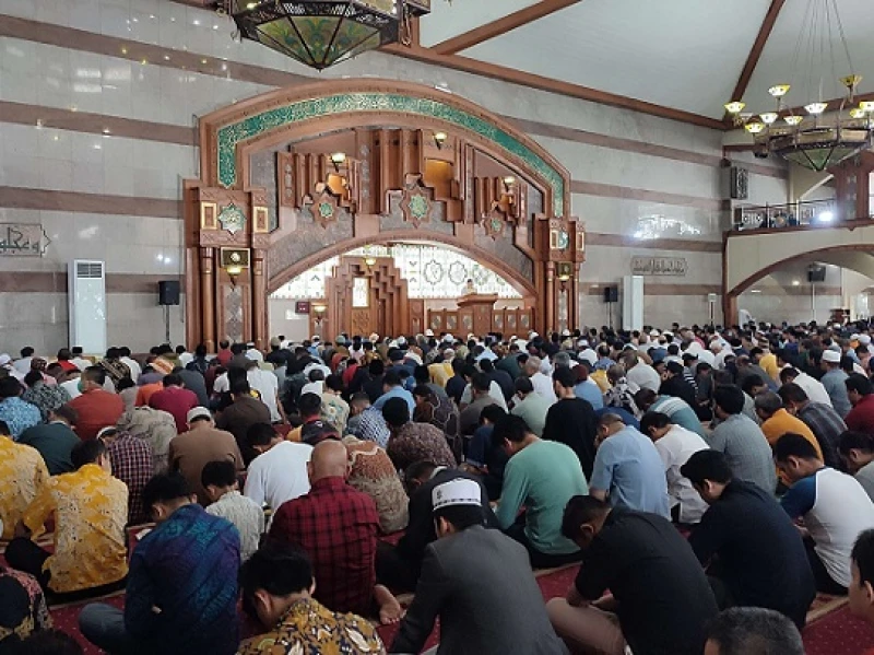 Hukum Jumatan saat Idul Adha Jatuh pada Hari Jumat menurut Empat Mazhab