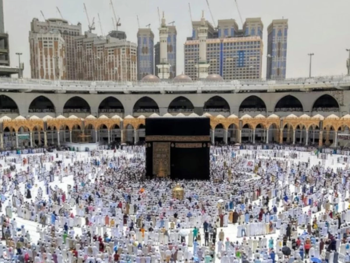 4 Aturan Baru Visa Umrah 2024:  Hanya untuk Ibadah & Berlaku sampai 23 Mei