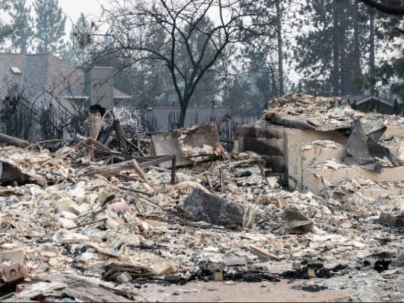 Kebakaran Hutan Hanguskan Permukiman di Kota Spokane, Amerika Serikat