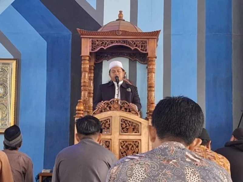 Khutbah Jumat Bahasa Jawa: Ojo Kebujuk Nikmate Dunyo