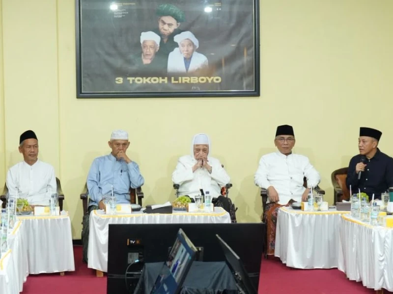 Puluhan Kiai Sepuh Berkumpul di Lirboyo, Doakan Keadilan untuk Gus Yaqut