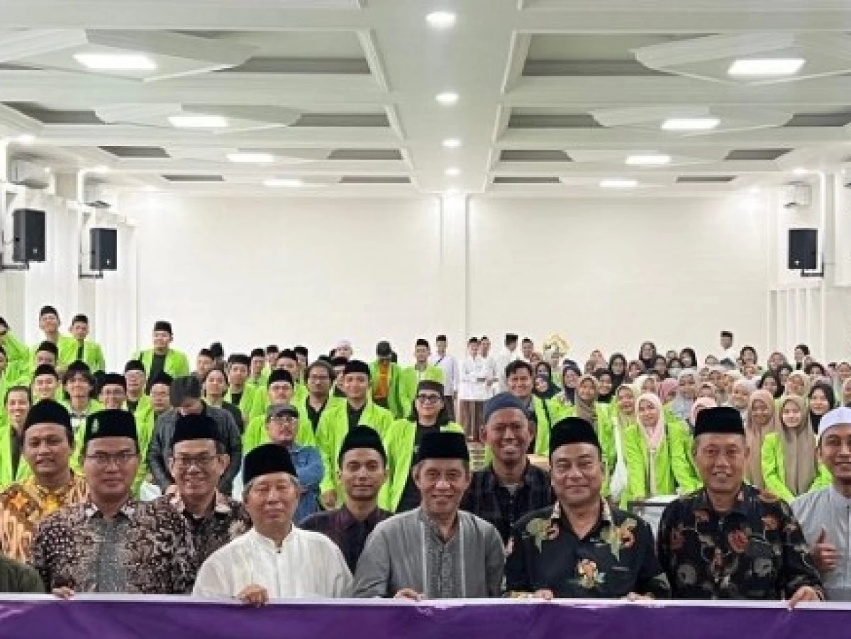 Perkuat Moderasi Beragama, Prodi IAT UIN Walisongo Kunjungi Pesantren di Jombang dan Bali
