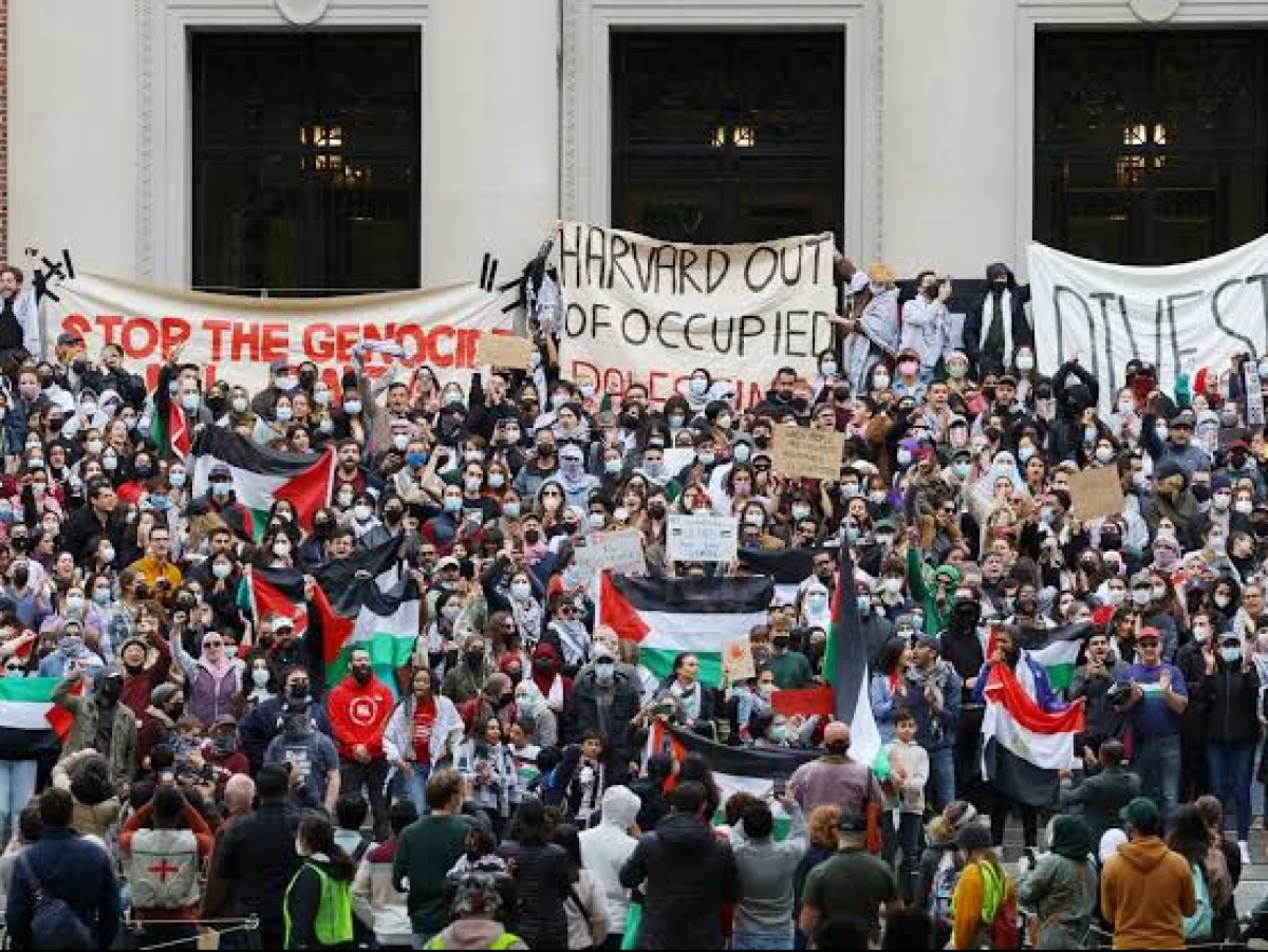 Melihat Gelombang Protes Mahasiswa Dunia Tuntut Keadilan untuk Palestina