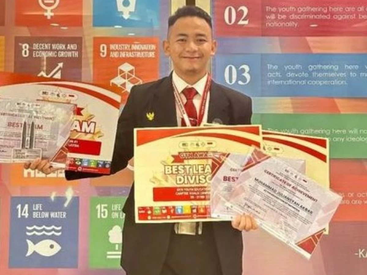 Mahasiswa UIN Surabaya Jadi Presenter Terbaik di Konferensi Internasional di Malaysia
