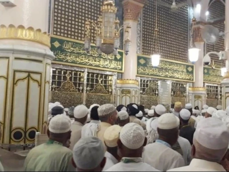 Inilah 10 Keistimewaan Peziarah Makam Rasulullah