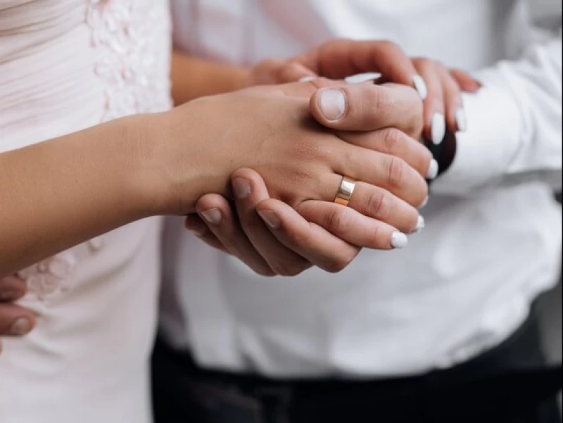 Bolehkah Pengantin Baru Menceritakan Pengalaman Malam Pertama?