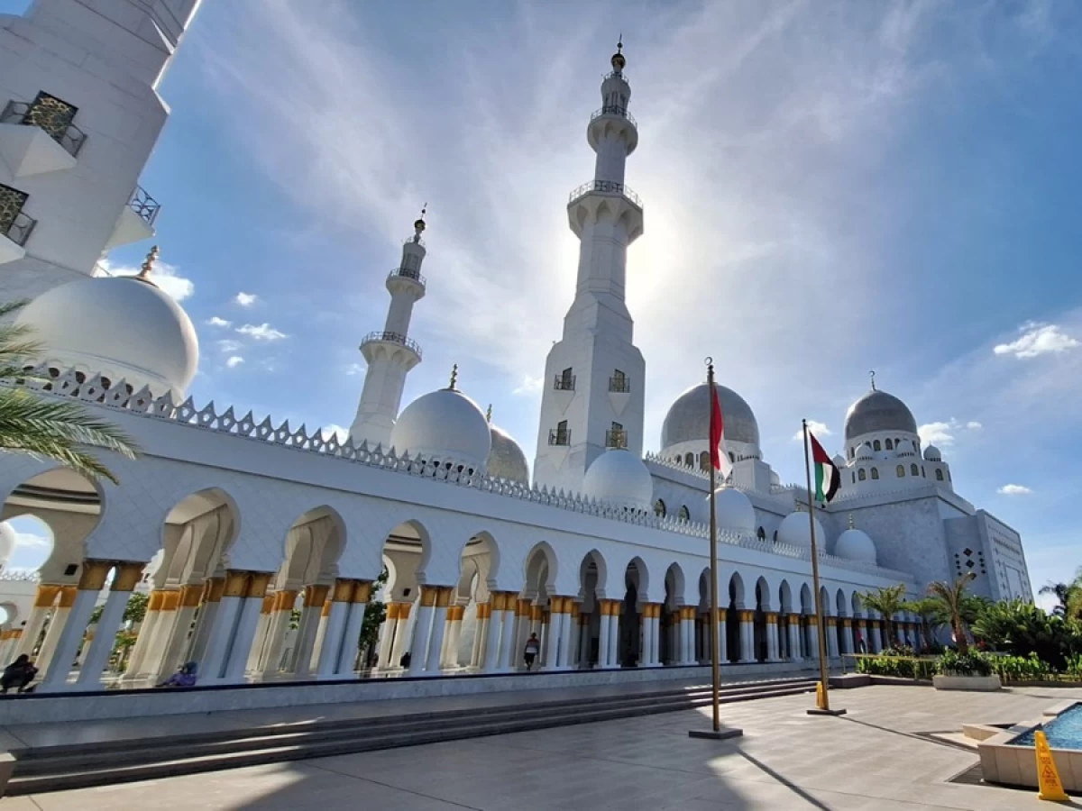 Khutbah Jumat Bahasa Jawa: Nebihi Bujukan Howo Nafsu lan Setan