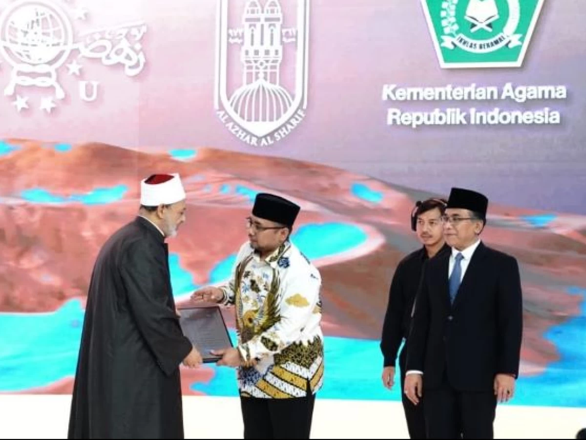 Di Depan Grand Syekh Al-Azhar, Menag Yaqut Sampaikan Indonesia Contoh Baik dalam Membangun Dialog Agama dan Peradaban