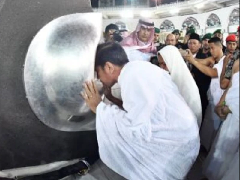 Cara Raih Kesunahan Meski Tak Bisa Cium Hajar Aswad