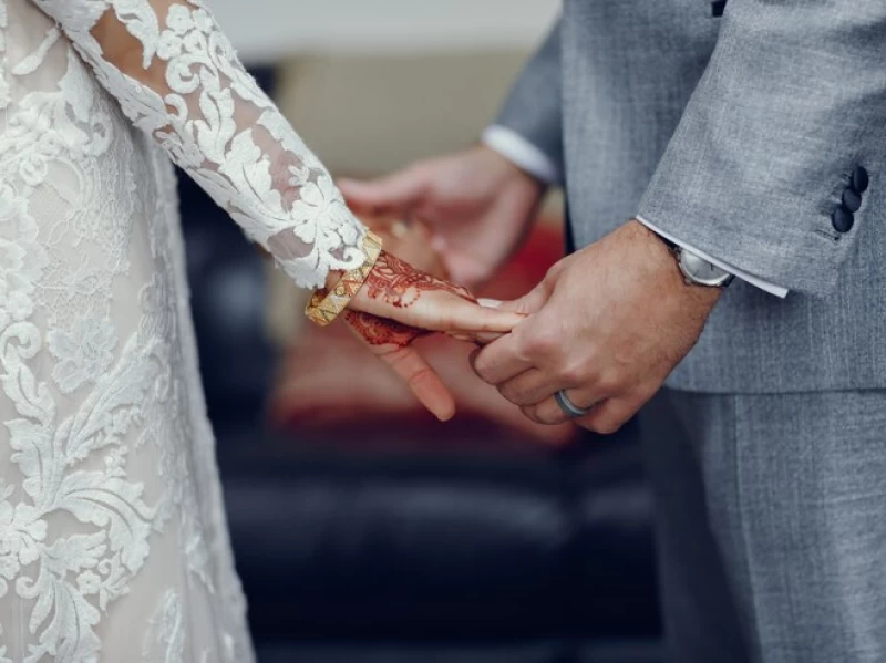 Apakah Wali Jadi Syarat Sah Perempuan Menikah?