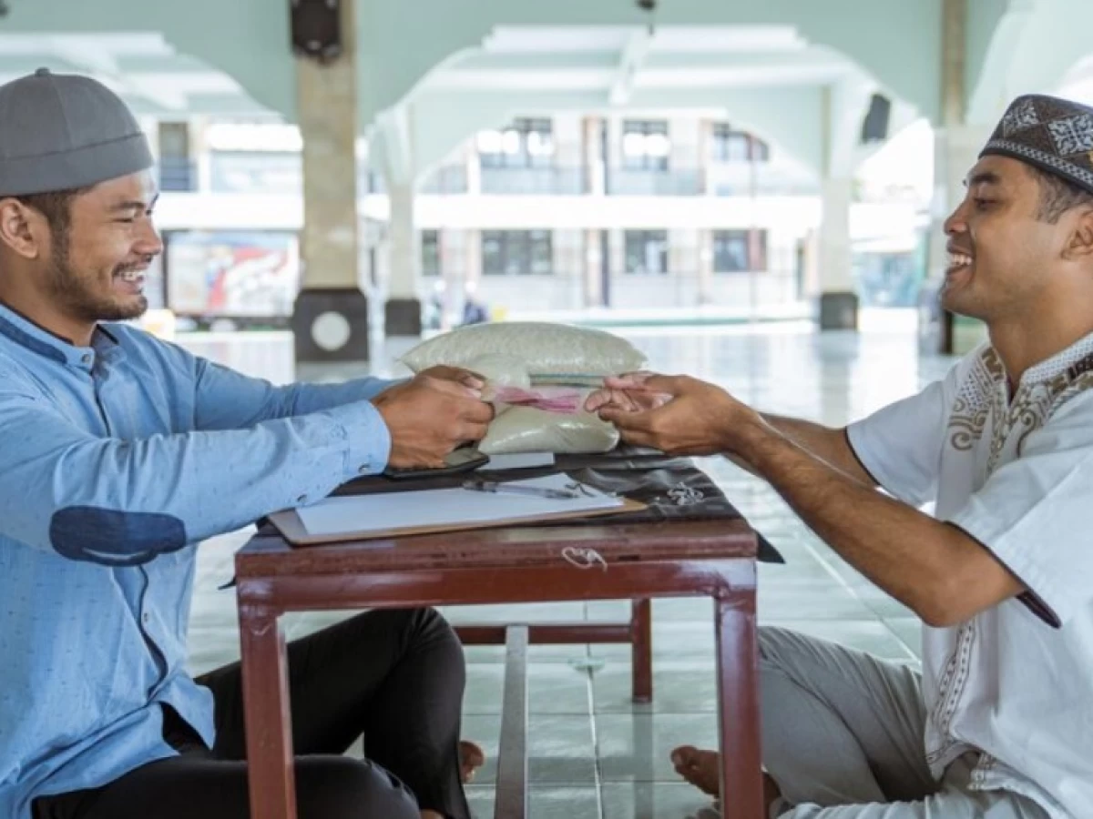 Niat dan Doa Lengkap Zakat Fitrah: Arab, Latin & Artinya