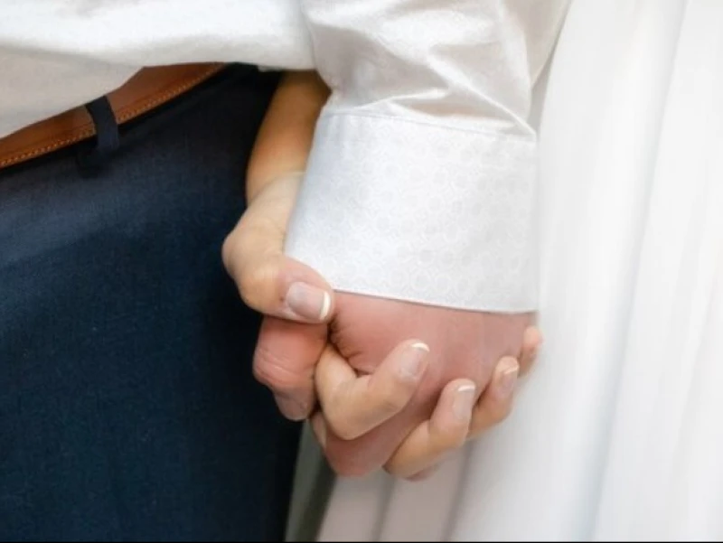 Membahas Nikah Bermodal Cinta Semata
