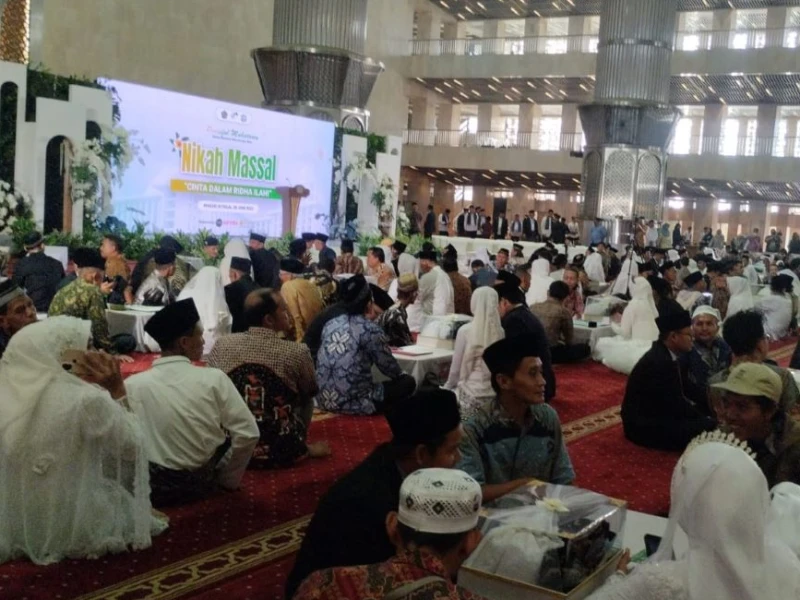 Kemenag Gelar Nikah Massal di Masjid Istiqlal, 100 Pasangan Dapat Modal Usaha Gratis