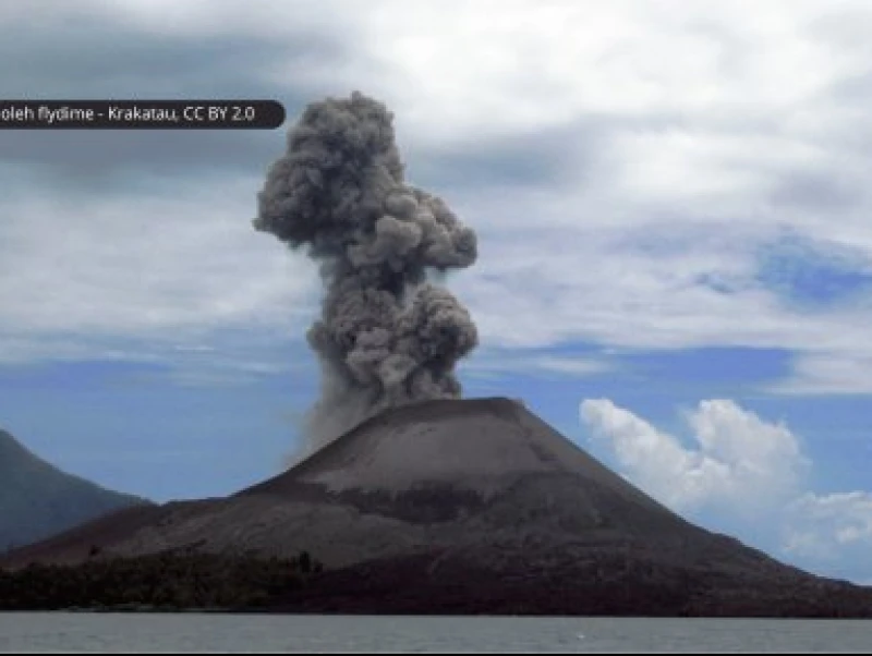 Sejarah Munculnya Anak Krakatau, Gunung Api Muda yang Lahir dari Letusan Dahsyat 1883 di Selat Sunda