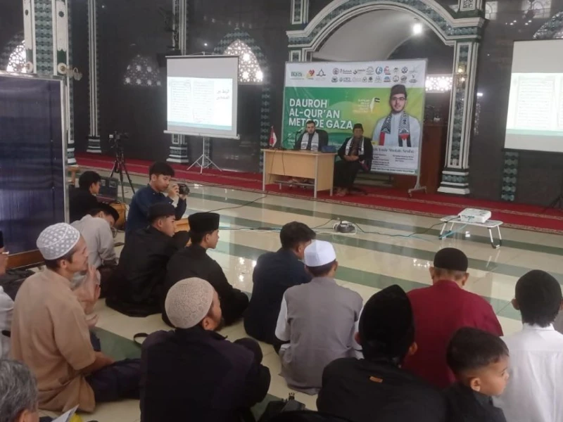 Ketika Syekh dari Gaza Melatih Hafalan Al-Qur’an Anak-Anak Banjarnegara
