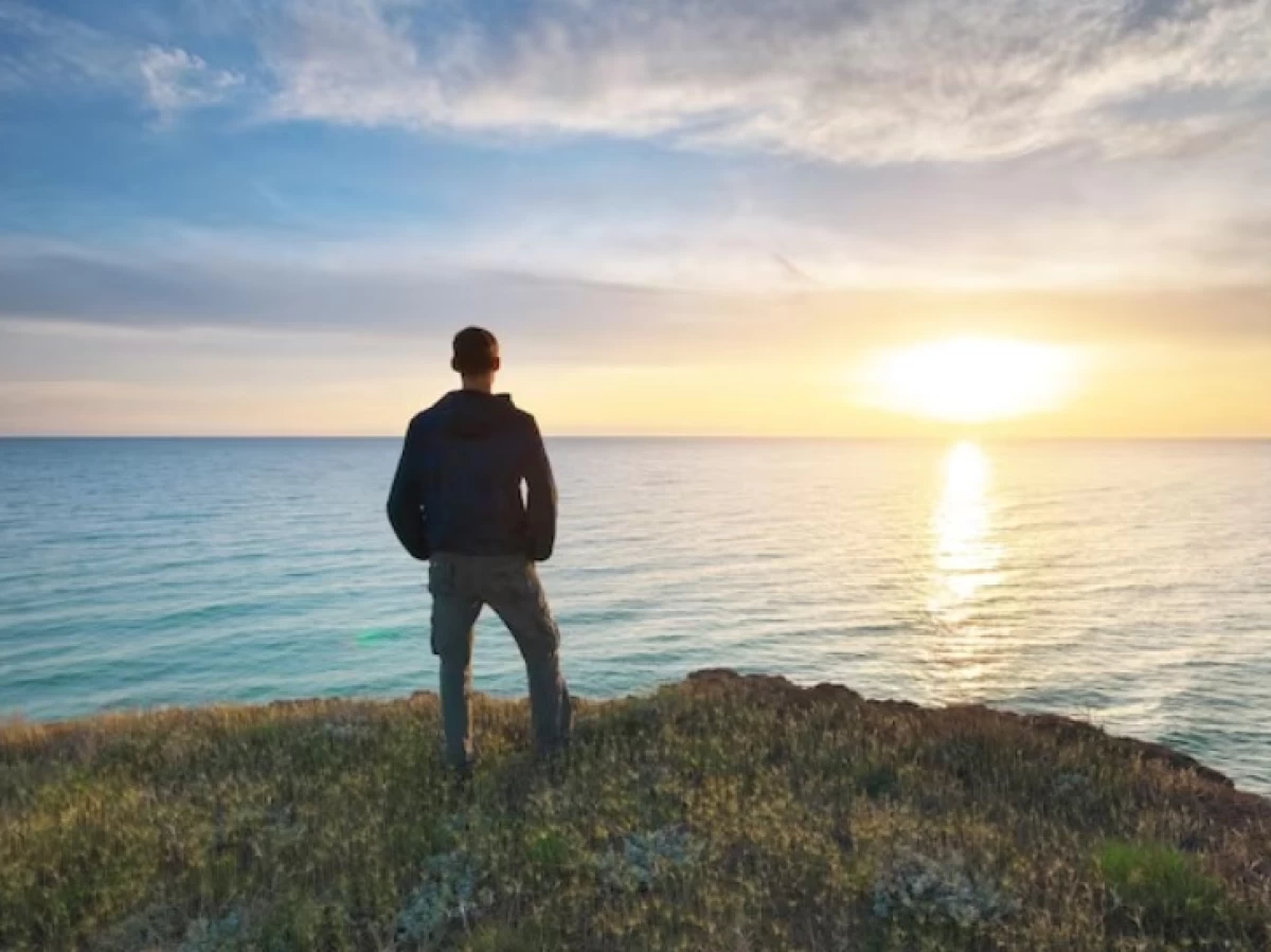 Khutbah Jumat: Sambut Tahun Baru dengan Introspeksi & Optimisme