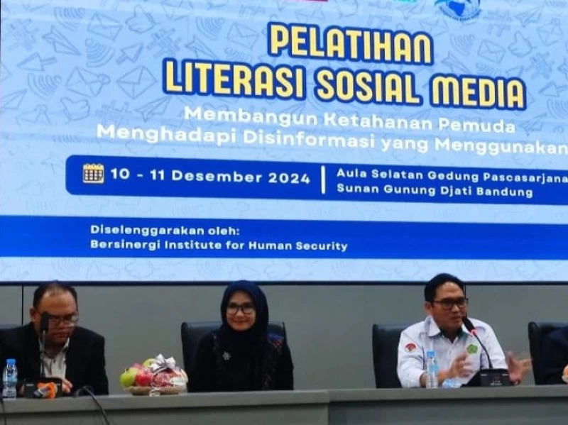 Pelatihan Literasi Medsos di UIN Sunan Gunung Djati; Membangun Ketahanan Pemuda terhadap Disinformasi AI