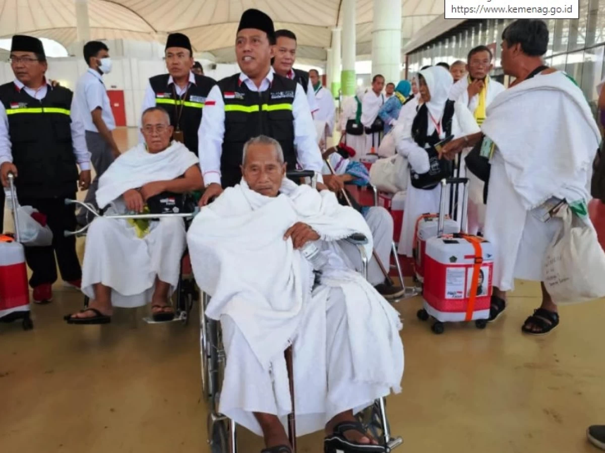 Belajar Menerjemahkan Ikhlas dari Petugas Haji