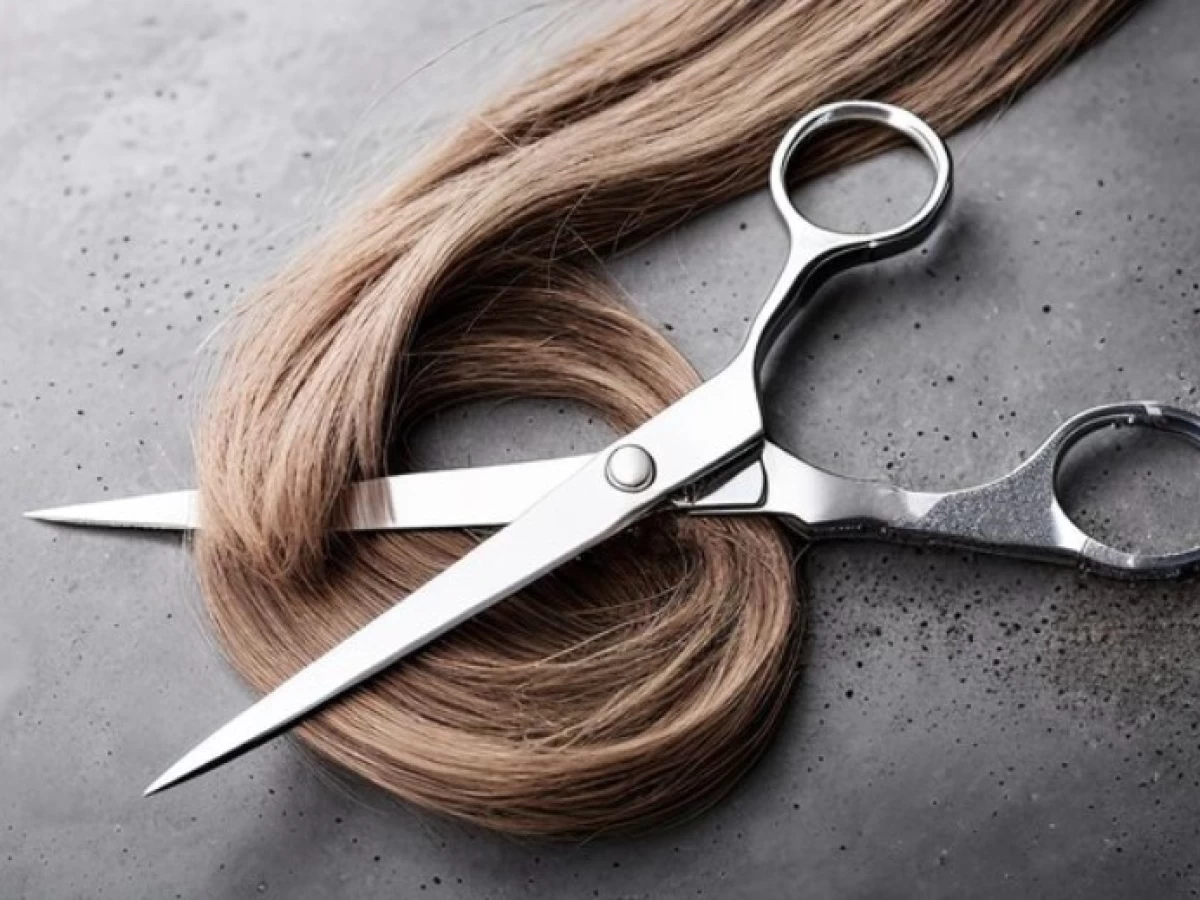 Kondisi Junub, Bolehkah Memotong Rambut dan Kuku?
