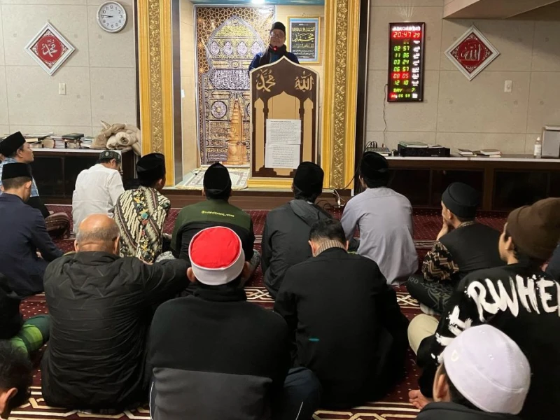 Kesulitan Puasa di Negara Minoritas Muslim