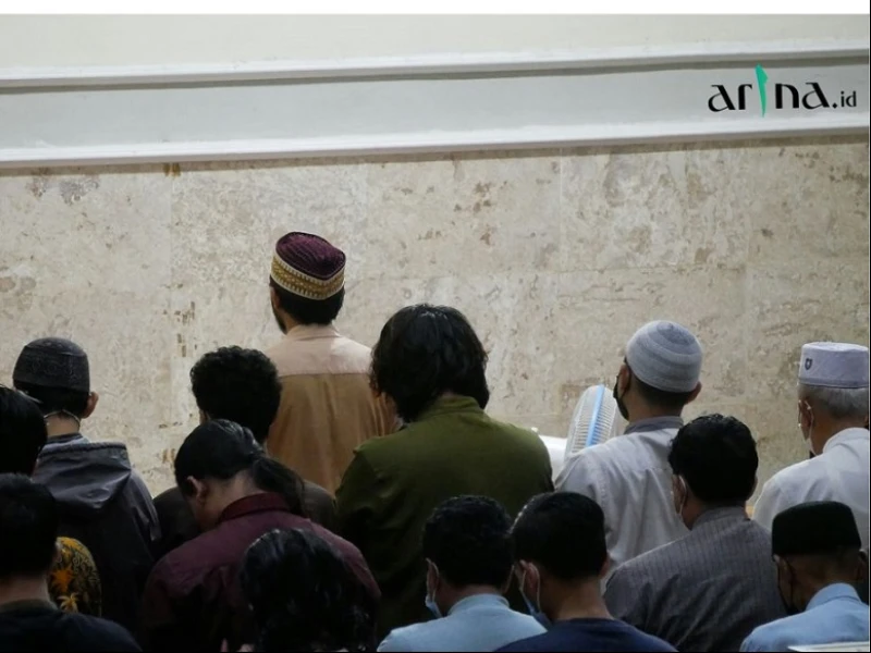 Bacaan Niat dan Tata Cara Shalat Tarawih saat Sendiri atau Berjamaah