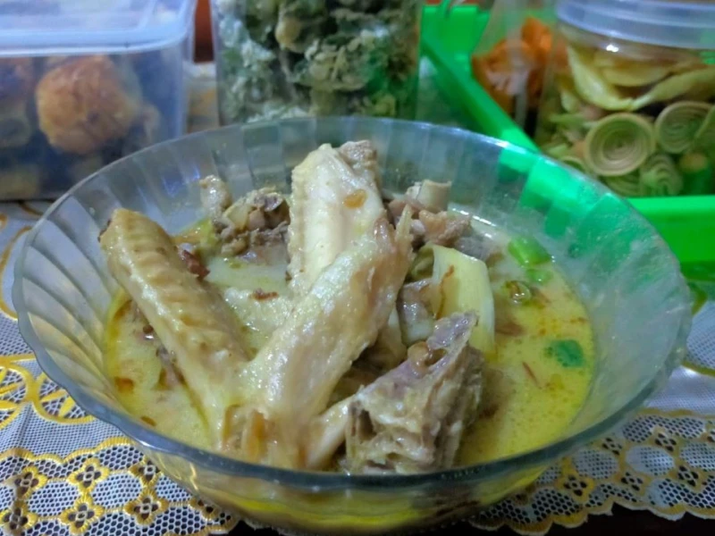 Mengatasi ‘Overdosis’ Santapan Lebaran dengan Bijak