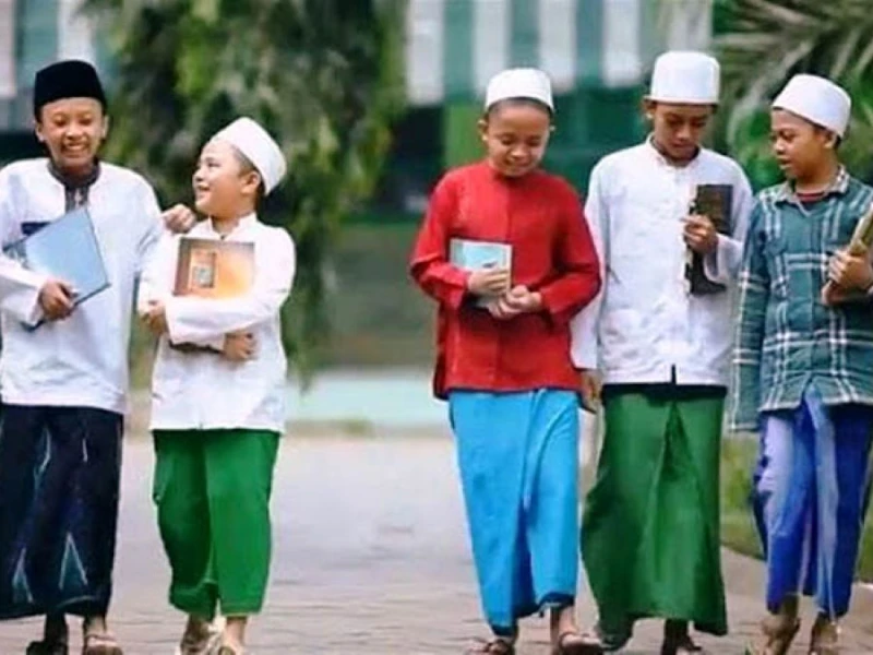 Mengajarkan Anak Patuh pada Nilai