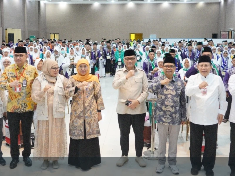 Kepala BP Haji Lepas Kloter Pertama Embarkasi Surabaya: Jamaah Diingatkan Jaga Kesehatan