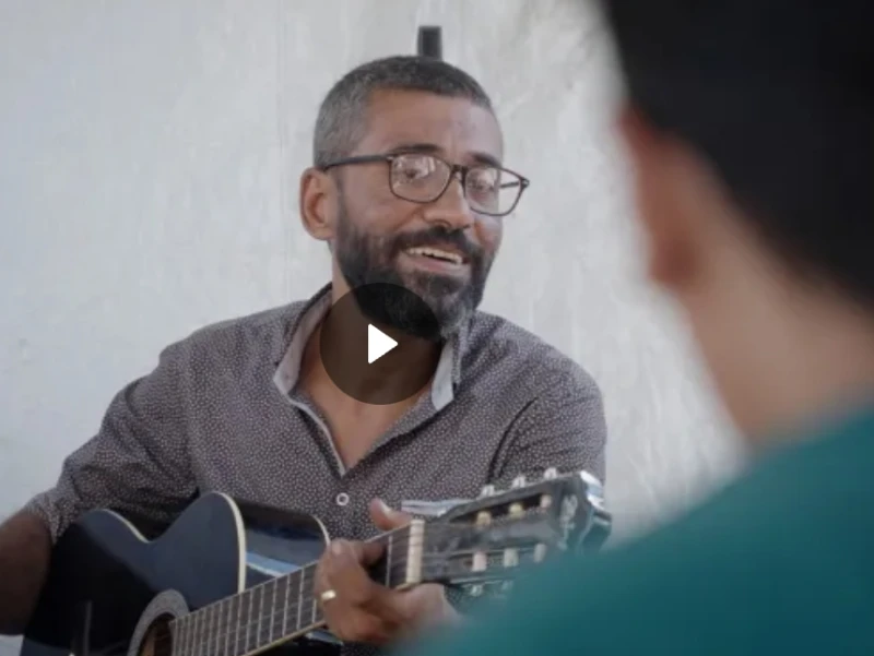 Bunga Mekar di Tengah Bara Gaza, Guru Musik Mengubah Suara Drone Menjadi Lagu