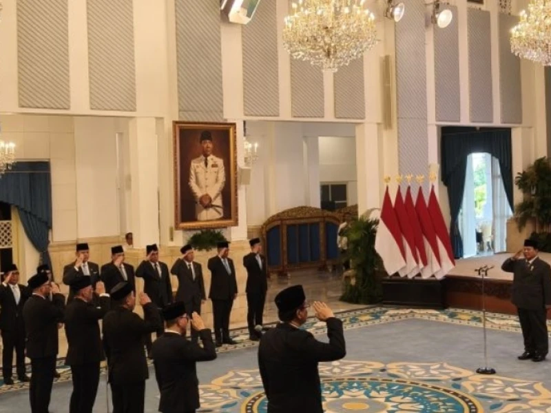 Prabowo Rombak Kabinetnya, Budi Gunawan dan Sri Mulyani Dicopot