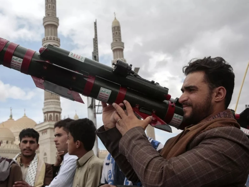 Balas Serangan Israel, Houthi Yaman Kirim Rudal Hipersonik ke Tel Aviv