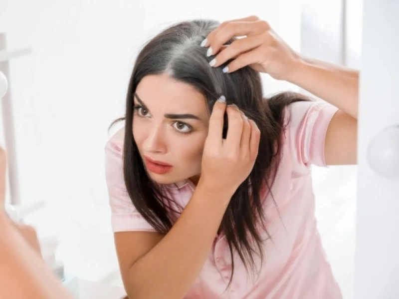 Penelitian Ini Ungkap Penyakit Berbahaya Bisa Diidentifikasi dari Perubahan Warna Rambut