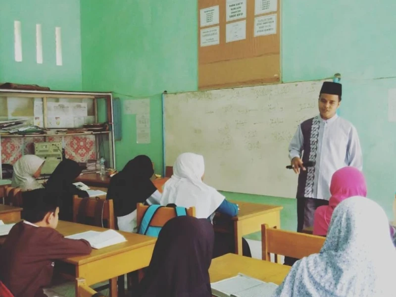 Ikhtiar Abdul Malik Menyemai Cinta Alquran untuk Anak-anak dari Masjid hingga Medsos