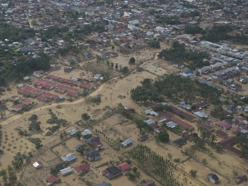 Skema Relaksasi KUR bagi Debitur Korban Bencana Banjir Bandang Sumatera Disiapkan