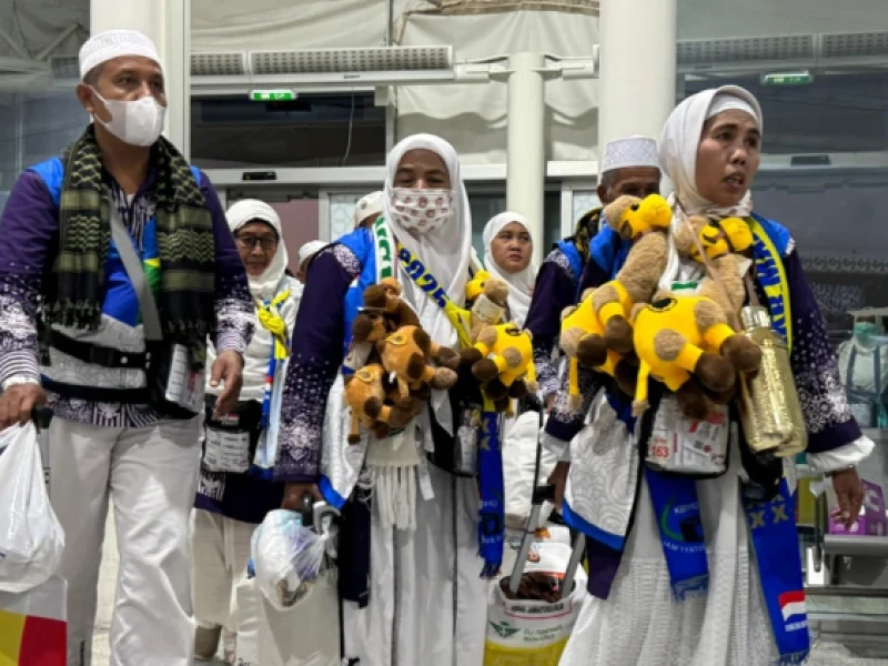 DPR Usul Kemenhaj Bentuk Tim Verifikasi Soal Haji Khusus