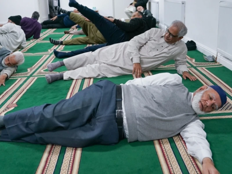 Kelas Pilates Ba'da Salat Jamaah di Masjid Mulai Popular di Inggris