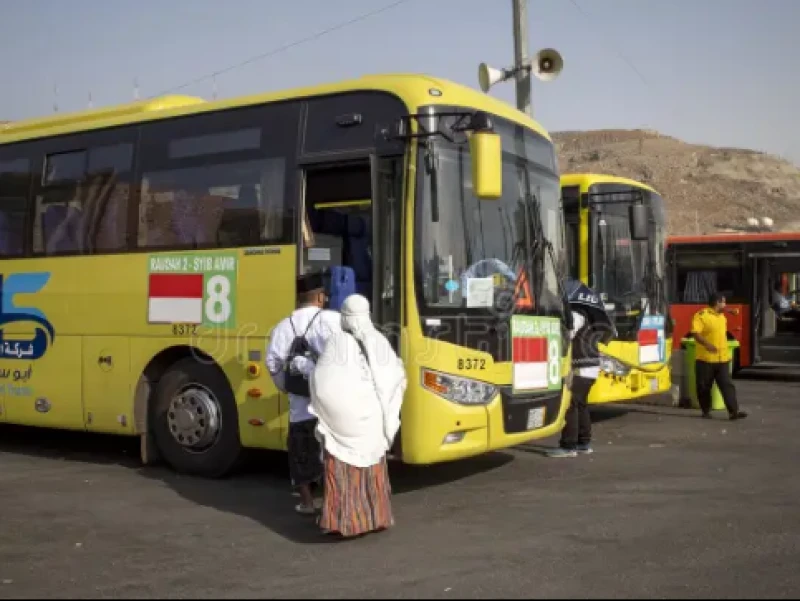 Bus Sholawat Mulai Layani Transportasi Jemaah Haji Indonesia di Mekkah