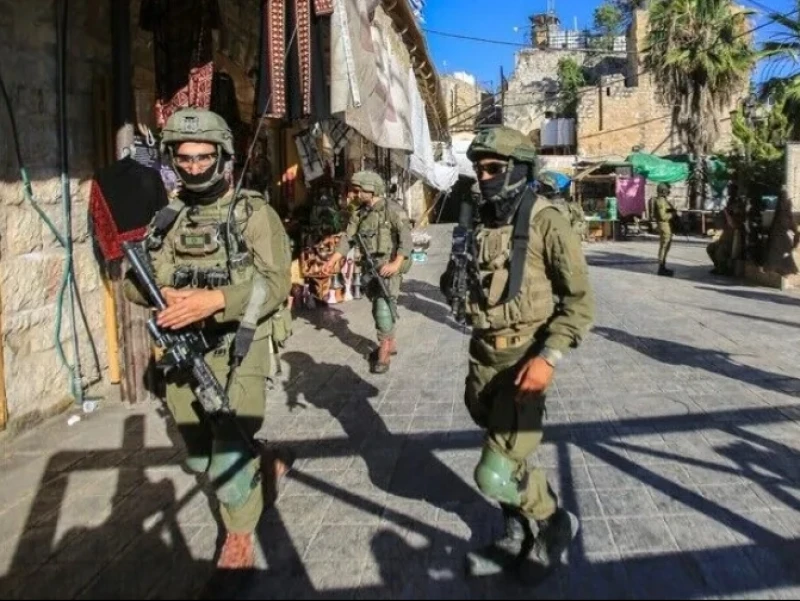Pasukan Israel Menggerebek Radio Quran di Tepi Barat Palestina