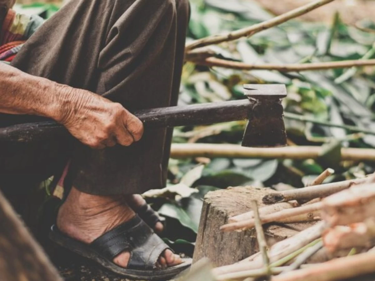 Kisah Tukang Kayu Selamat dari Maut karena Sedekah