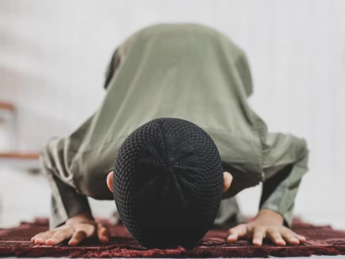 Hukum dan Batasan Memukul Anak yang Tinggalkan Sholat