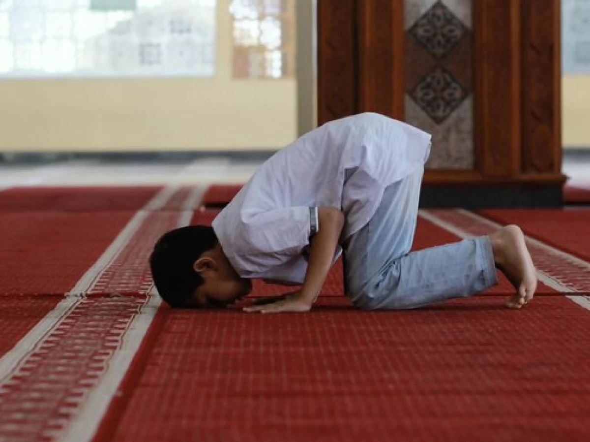 Sholat Jamak dan Qashar bagi Pemudik: Niat dan Panduan Ringkasnya