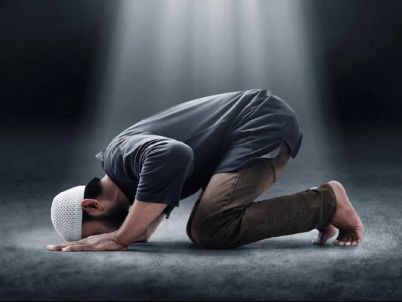 Ini Bedanya Sholat Tahajud dan Tarawih