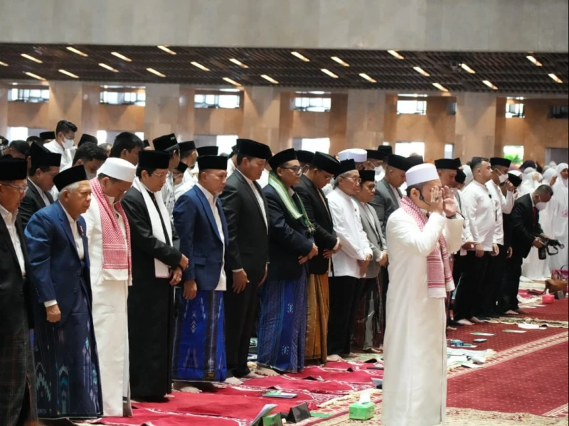 Panduan Lengkap Sholat Idul Fitri: Niat, Tata Cara dan Kesunnahannya