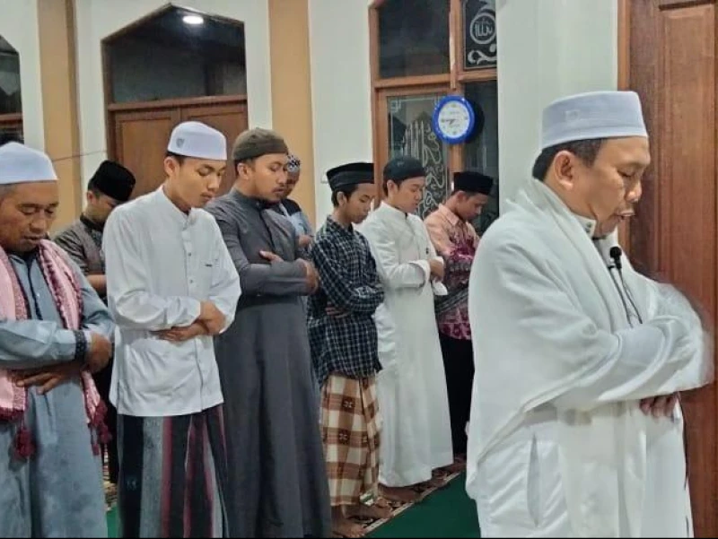 Fiqih Tarawih Madzhab Syafi’i