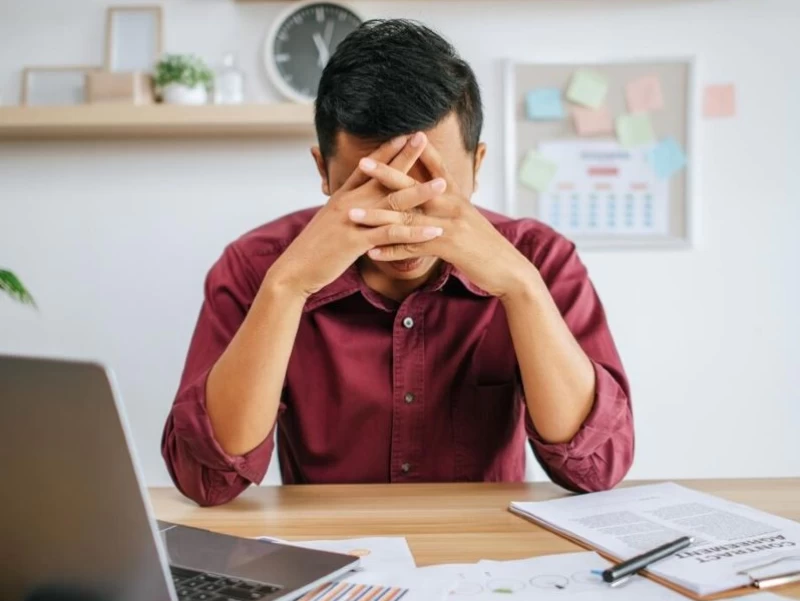 10 Reaksi Tubuh ketika Seseorang Mengalami Stres Berat